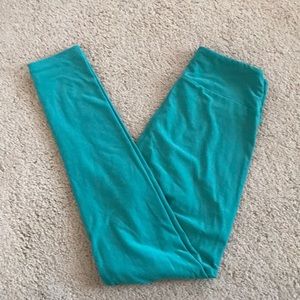 EMERALD GREEN LULAROE LEGGINGS OS
